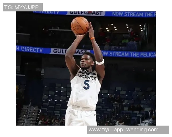 爱德华兹上半场表现抢眼12投7中三分球6投3中贡献全面数据17分2篮板3助攻2抢断1盖帽 爱德华兹上半场表现抢眼12投7中三分球6投3中贡献全面数据17分2篮板3助攻2抢断1盖帽